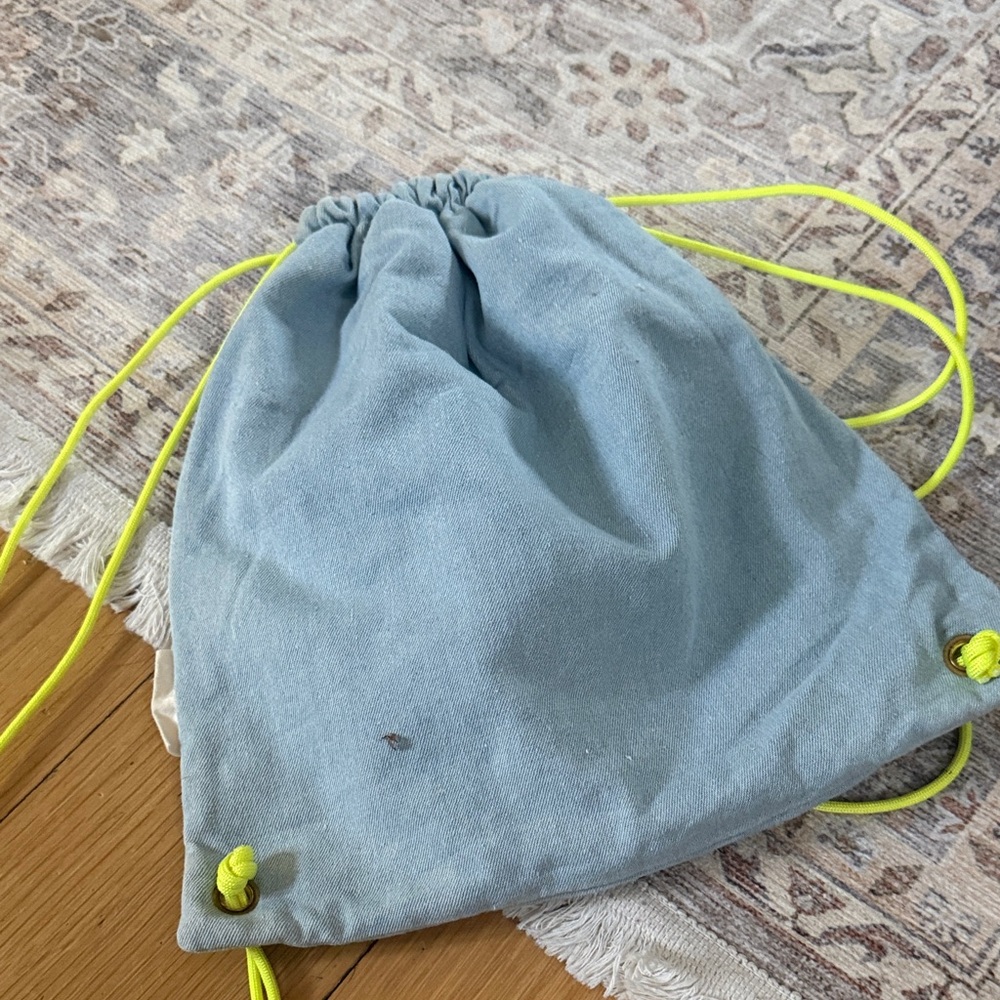 Meri Meri Blue Pom-Pom Drawstring Bag - Picture 7 of 12
